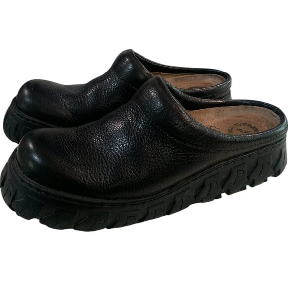 Native Deep E of the Rain Forest Mules TIRE Sole US 10.5 / EU 43 - Picture 1 of 8